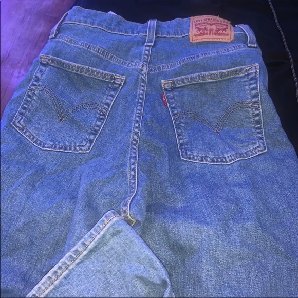 Levi Strauss & Co - Picture 2 of 2